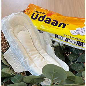 Udaan Sanitary Pads L | Pack of 35 | Safe, Breathable, Antibacterial